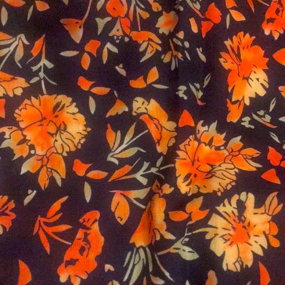 Gorgeous Floral Deep V Neck Flounce Design Gorgeous Formal Cow Girl Black Shirt - Picture 7 of 15